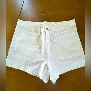 NWT AE Relaxed White Denim Shorts